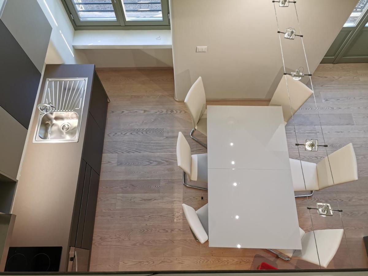 Apartment Hostdomus - Loft Lagrange