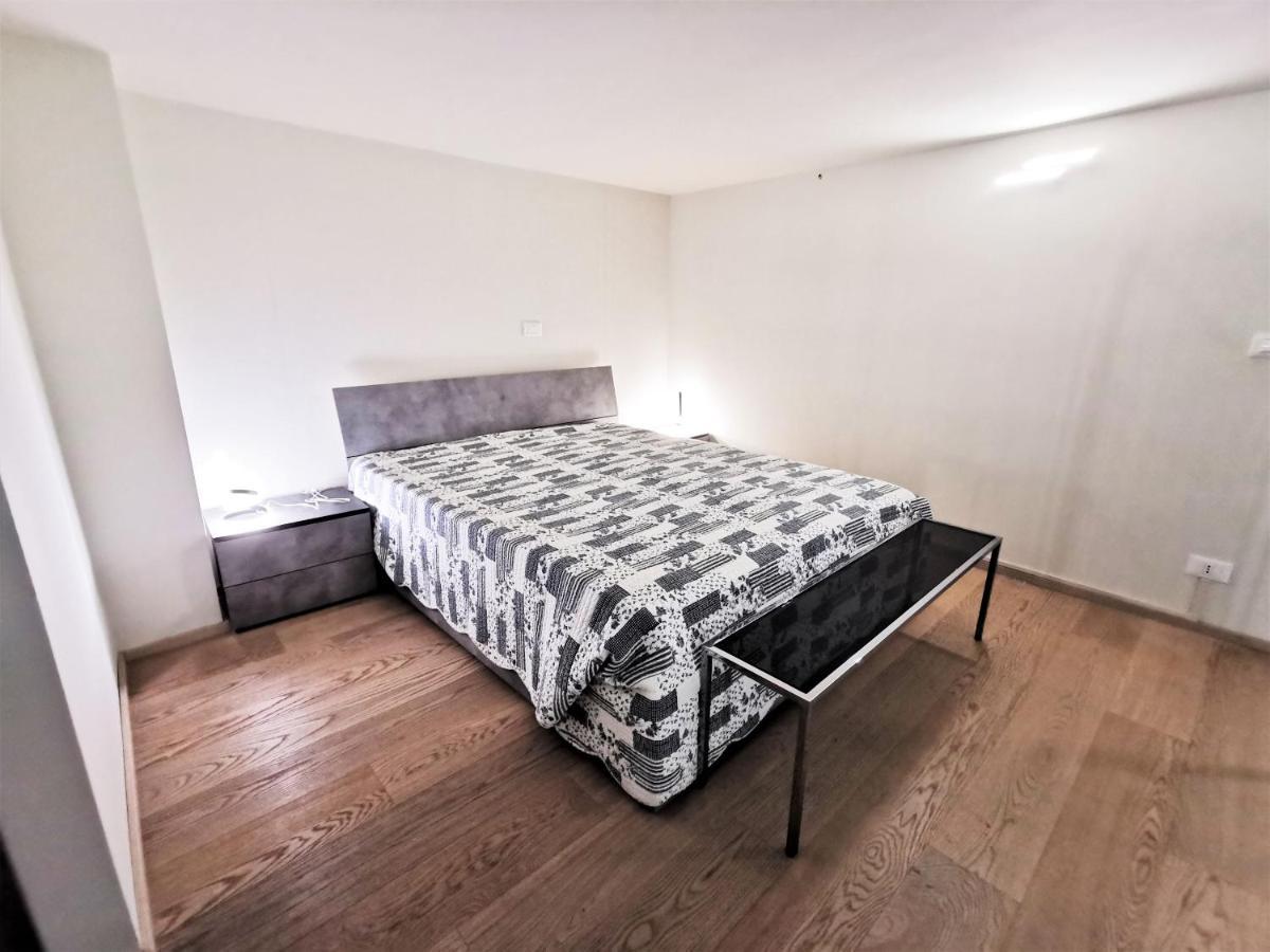 Apartment Hostdomus - Loft Lagrange *